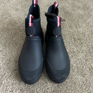 Tommy Hilfiger Black Winter & Rain Boots| No Box